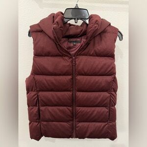 Uniqlo Japan Exclusive Hooded Puffer Vest Women’s XL | Burgundy